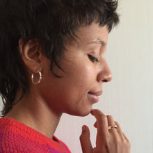 Ladda upp bild till gallerivisning, NAOMI örhängen
